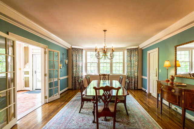 Contemporary photograph of dining room of Lucretia Prentiss House