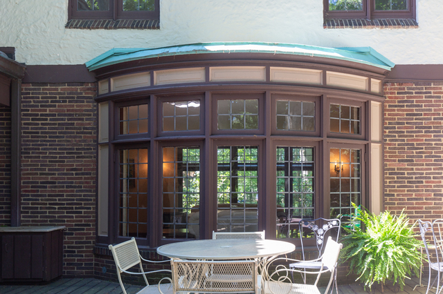 Close-up contemporary photograph of bay window of "Twin Oaks"