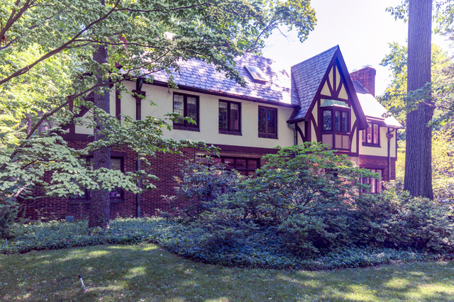 Contemporary photograph of front elevation of "Twin Oaks"